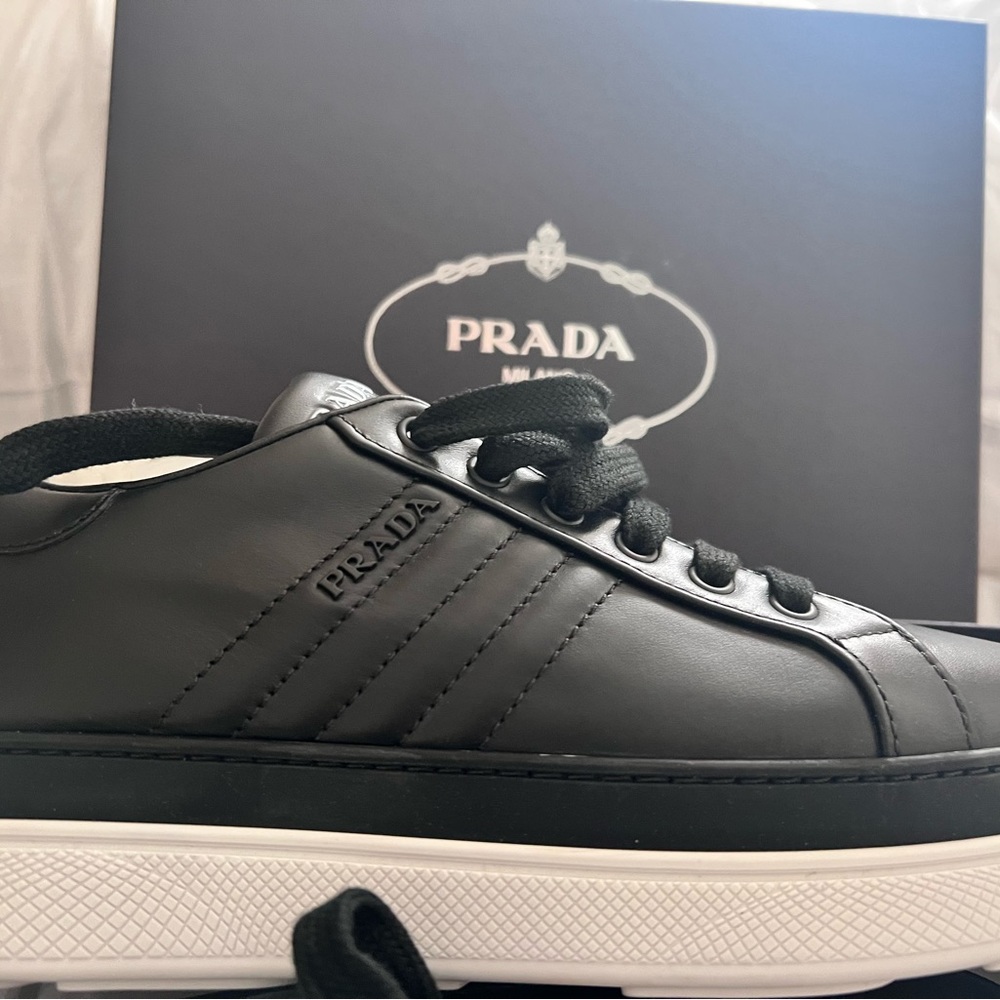 Women Prada sneakers - Picture 2 of 4